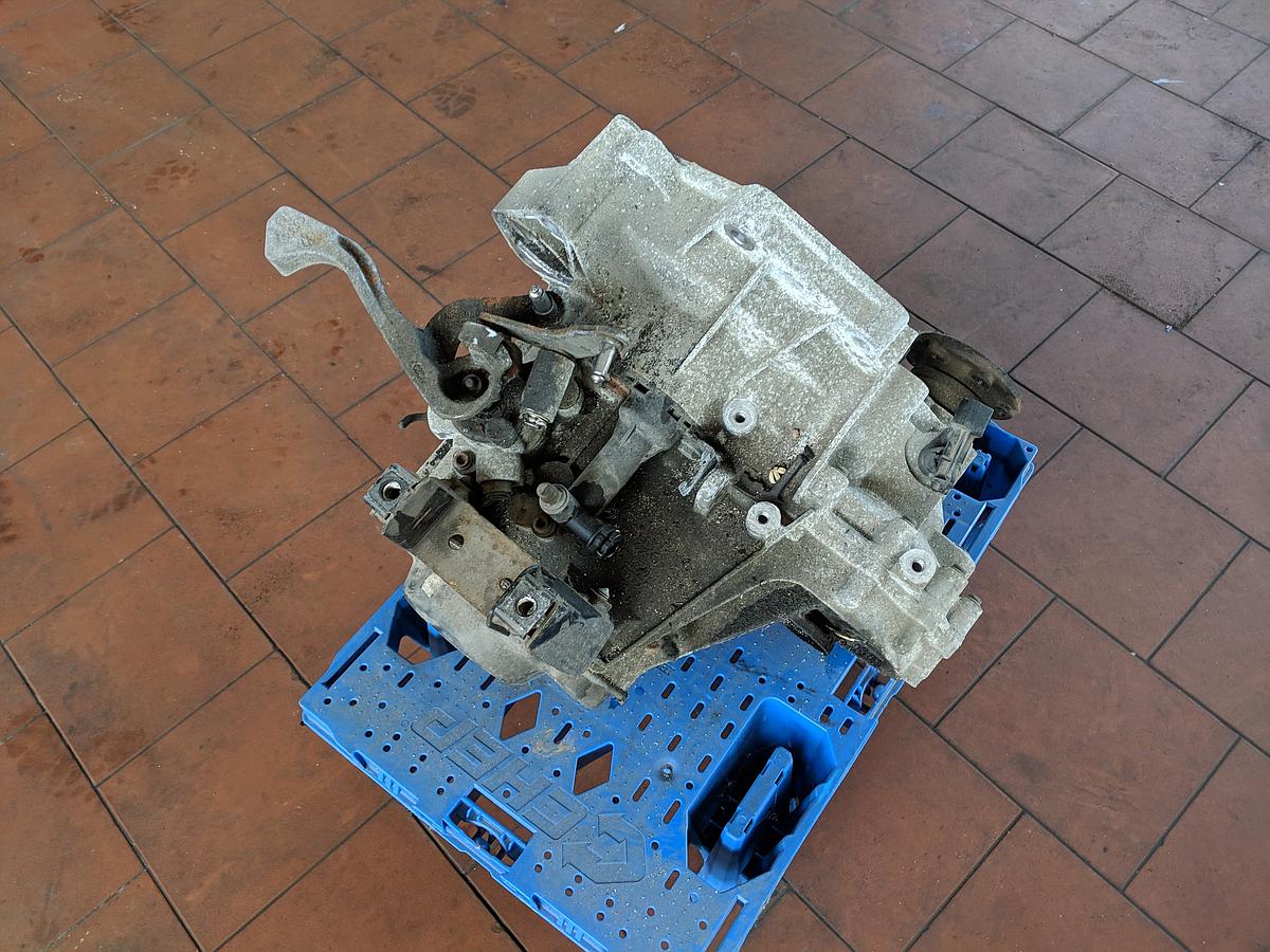 Getriebe GRZ Schaltgetriebe 5-Gang VW Polo 9N3 Bj.06