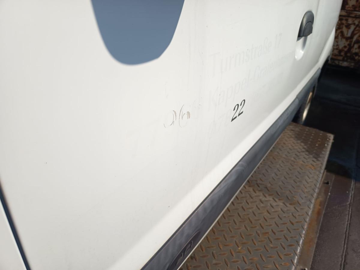 Renault Kangoo KC original T&uuml;r vorn links Fahrer 389 Gletscherwei&szlig; Bj 2008