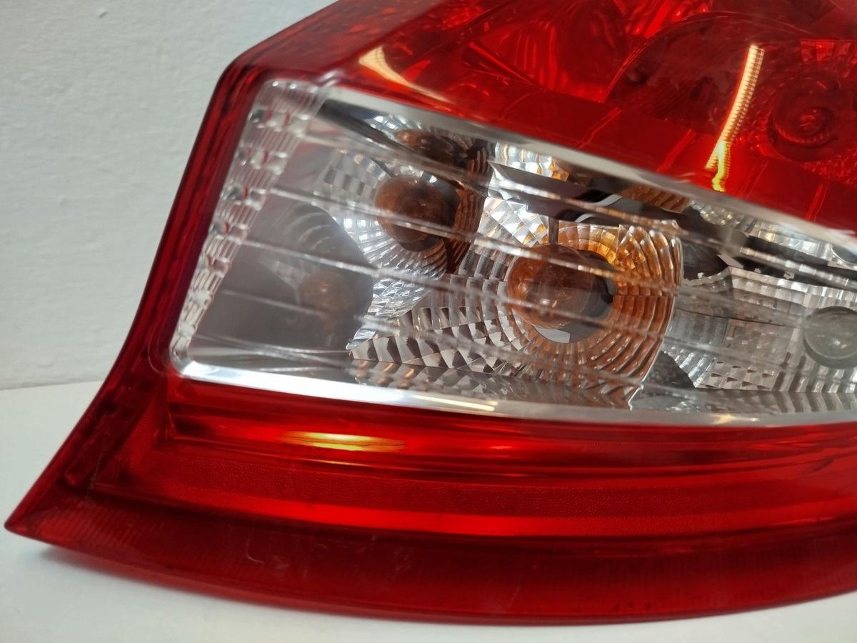 Ford Fiesta JA8 R&uuml;ckleuchte rechts R&uuml;cklicht Heckleuchte 3/5 t&uuml;rer Heckleuchte