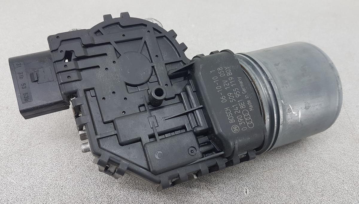 Audi A4 8E Wischermotor vorn 8E1955119 0390241509 Bj2006 A4 B7