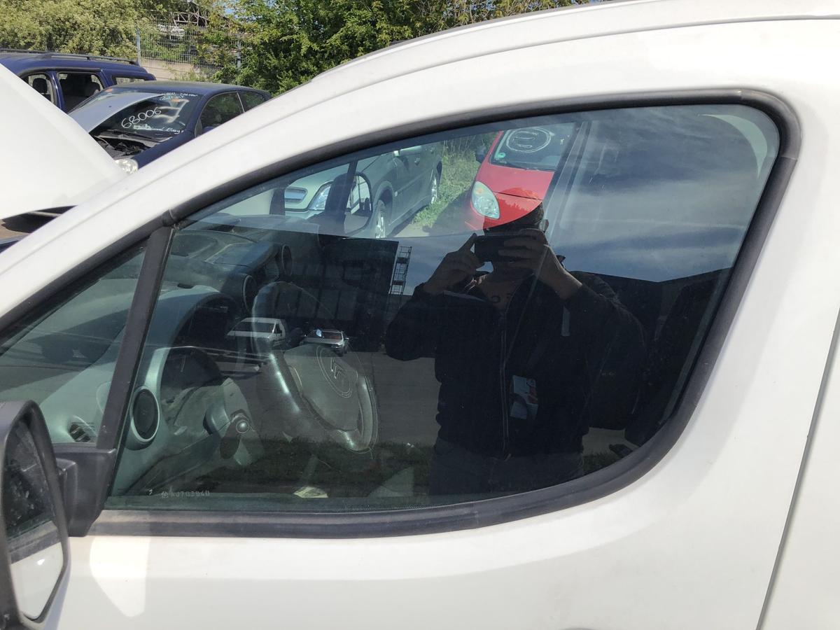Citroen Berlingo B9 Kasten T&uuml;rscheibe vorn links Seitenscheibe Scheibe Color