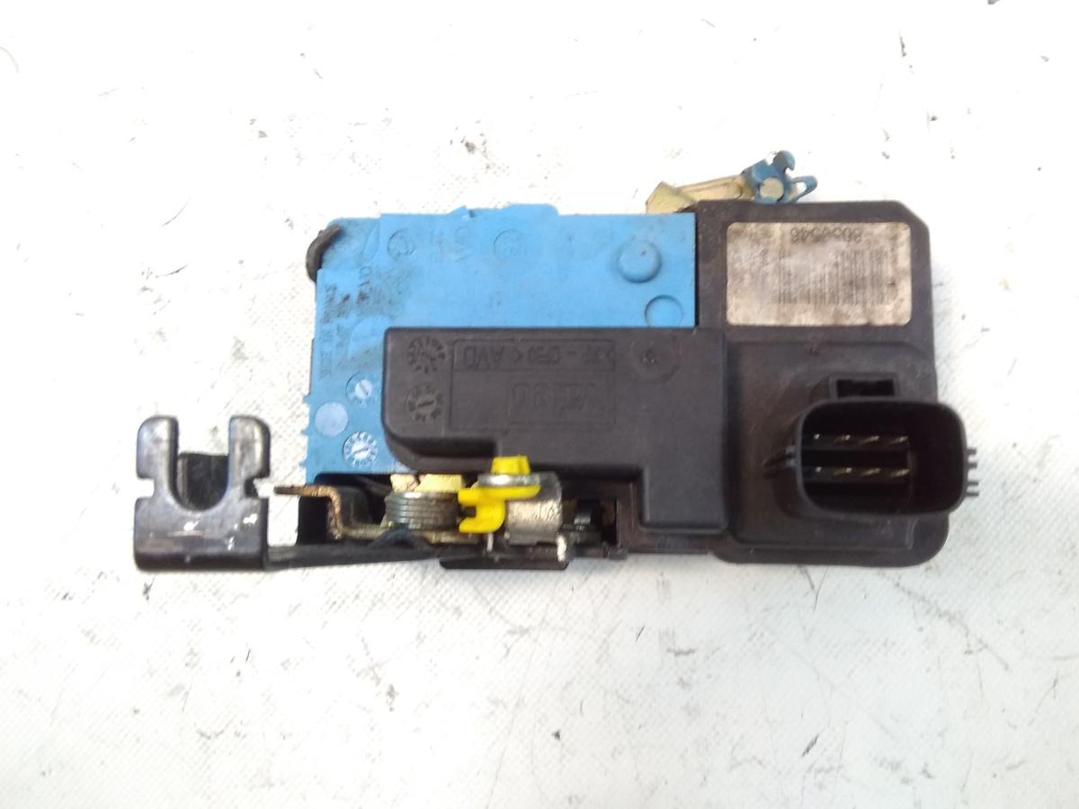 Volvo V70 II original T&uuml;rschlo&szlig; vorn rechts mit Zentralverriegelung Bj.2002