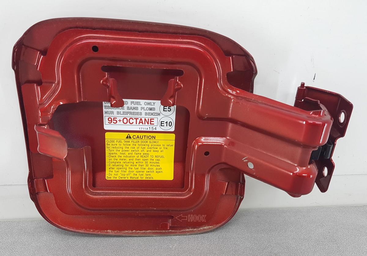 Mitsubishi Eclipse Cross Tankklappe Tankdeckel Bj2023 P62B Red Diamond Metallic