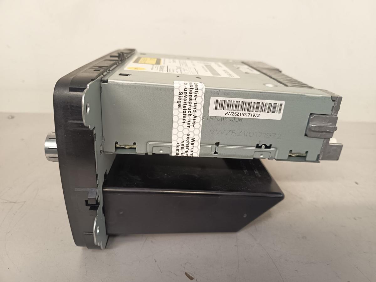 VW Golf VI 5K Bj 2009 original Radio Multimedia Autoradio RCD210 MP3 OHNE CODE