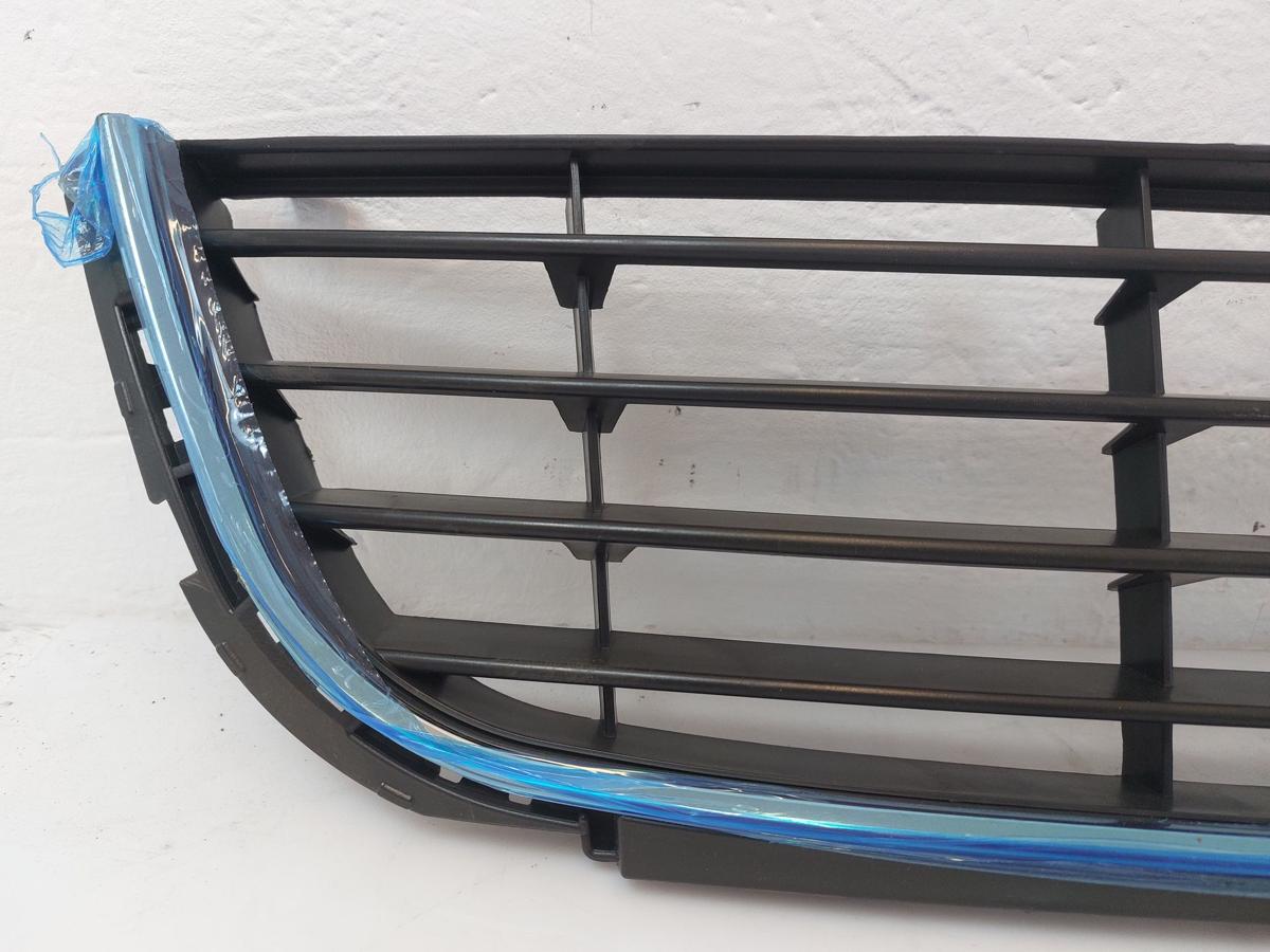 VW Golf 6 VI Gitter vorn mitte Stoßfänger Stoßfängergitter Nachbau