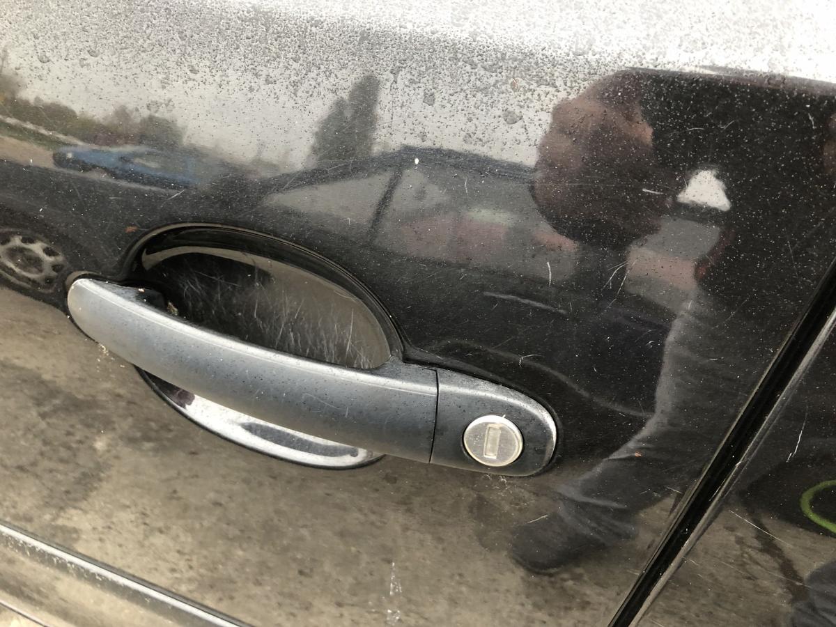 VW Polo 9N 9N1 9N3 Tür vorn links Fahrertür nur für 5 türer LC9Z Black Magic