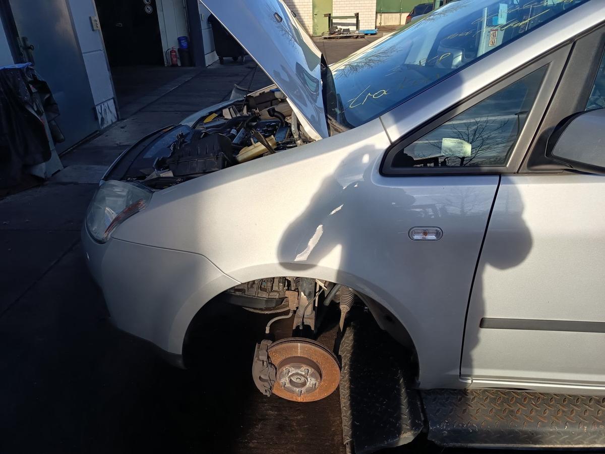 Ford Focus C-Max original Kotfl&uuml;gel links Seitenteil Polarsilber Bj 2006