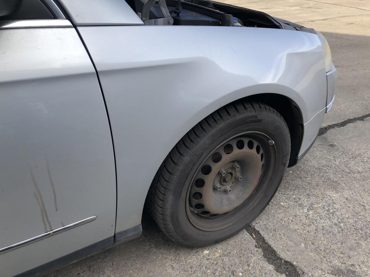 VW Passat 3C B6 Kotfl&uuml;gel vorn rechts Beifahrerseite LA7W Reflexsilber OE