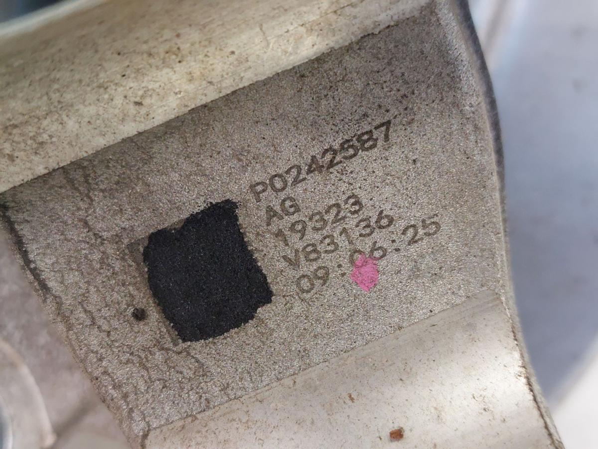 NIO EL6 Elektro SUV Achsschenkel hinten rechts Radlagergeh&auml;use OE