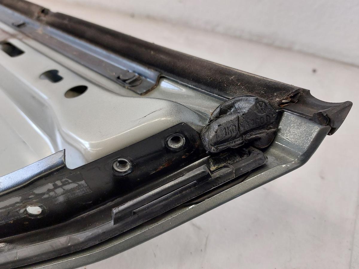 VW Golf V 1K T&uuml;raussenblech Blech Beplankung T&uuml;r hinten rechts LA6Q Sagegreen