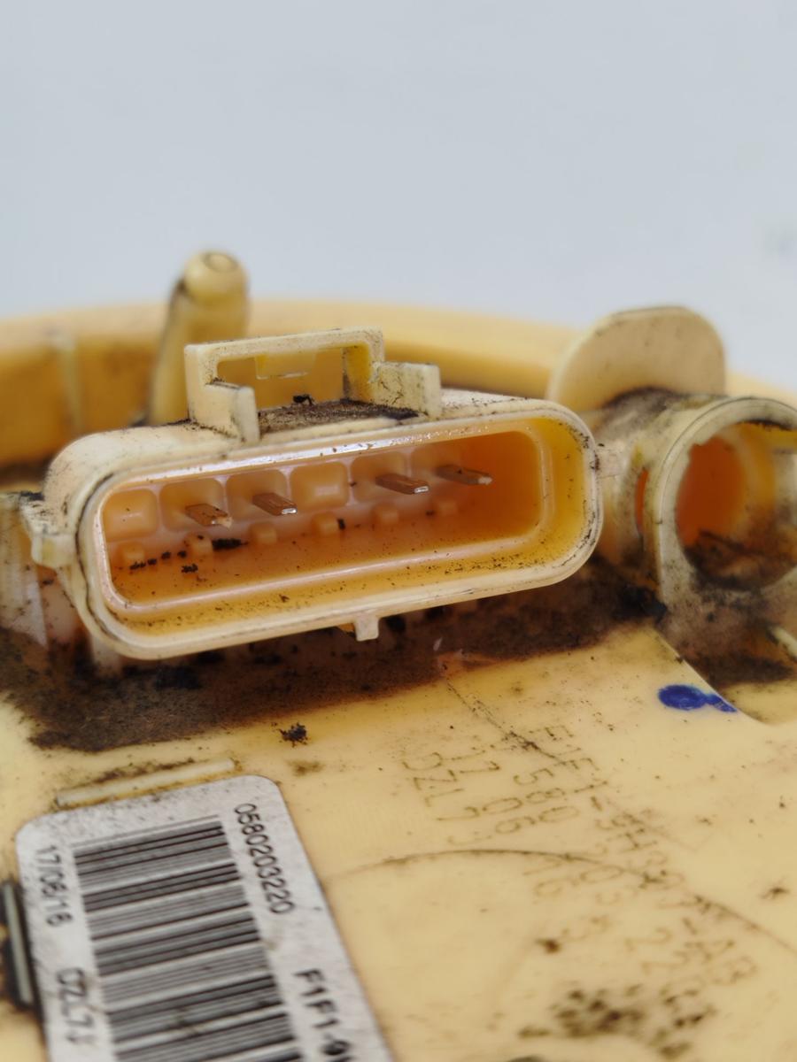 Ford Focus DYB CEW Turnier Kraftstoffpumpe Dieselpumpe 1.5TDCI 77kw Tankpumpe