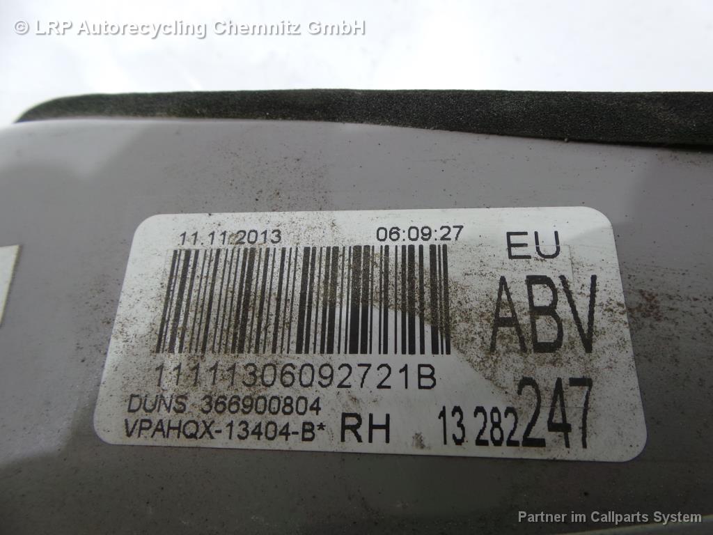 Opel Astra (J) BJ 2014 Rücklicht rechts innen Rückleuchte Heckleuchte 13282247 Kombi