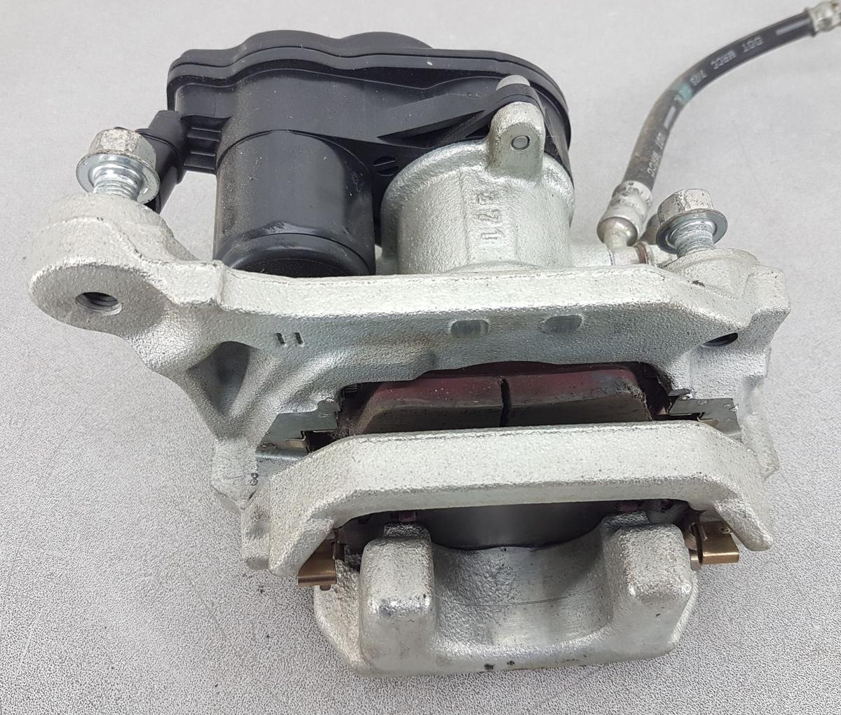 Mitsubishi Eclipse Cross Bremssattel hinten rechts Bj2023 2,4 72kw 4WD Allrad