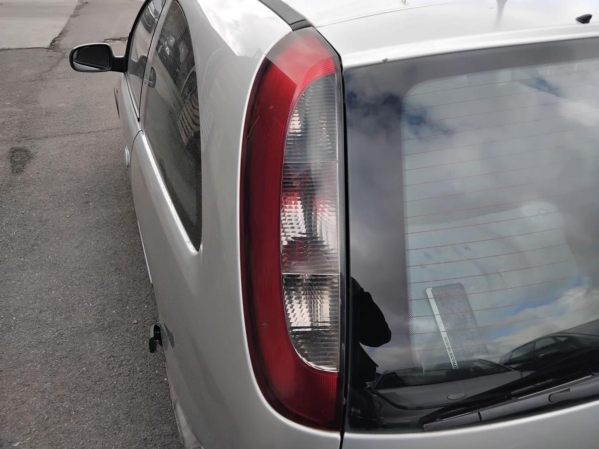 Opel Corsa C original R&uuml;ckleuchte Heckleuchte links Facelift BJ2006