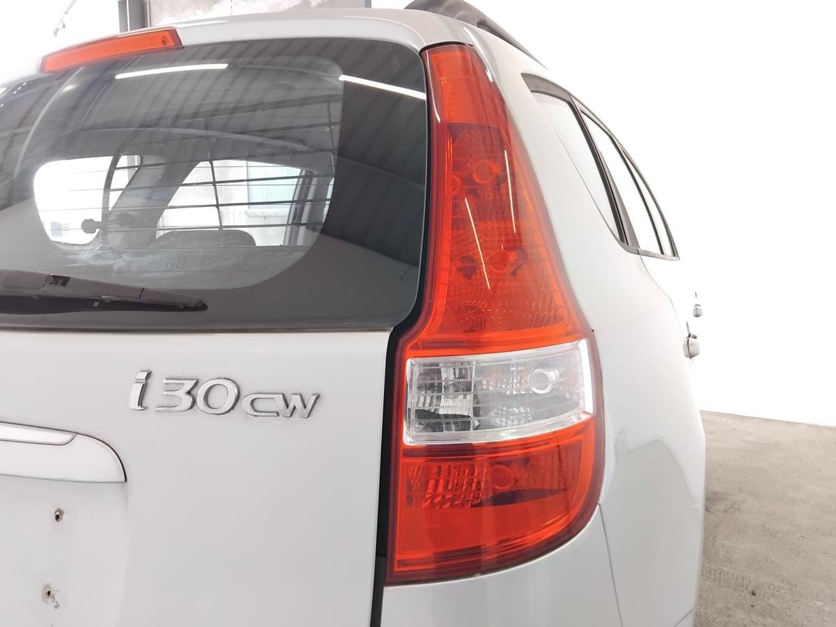 Hyundai i30cw Kombi FD original R&uuml;ckleuchte Schlussleuchte rechts BJ2009