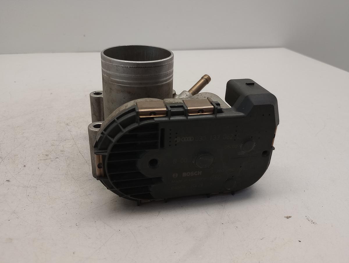 VW Polo 6N orig Drosselklappe 999ccm 37kW Benzin 030133062C Bj 2000