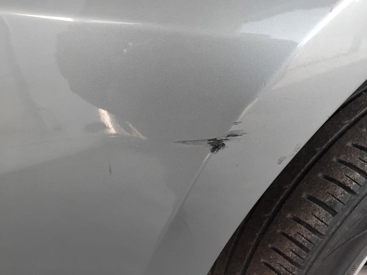 BMW 1er E87 original Stoßstange Stoßfänger hinten PDC A18 Quarzblau BJ2006