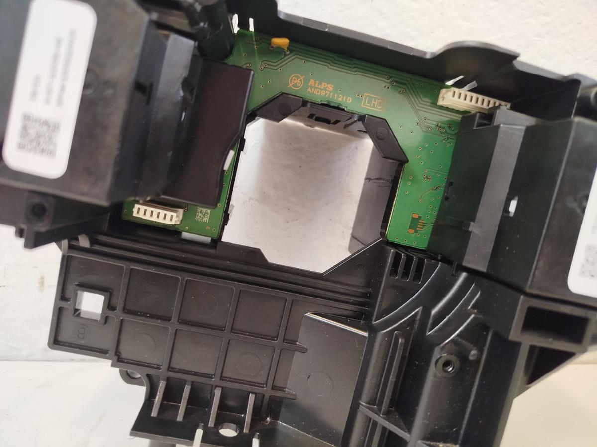 Ford Focus DYB CEW Turnier Kombischlater Wischerhebel Blinkerhebel OEM Lenkstock