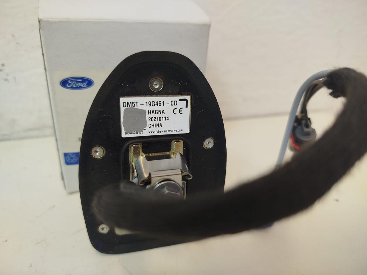 Ford Focus DYB CEW Antennenfuss Antennensockel Grundplatte Antenne GPS