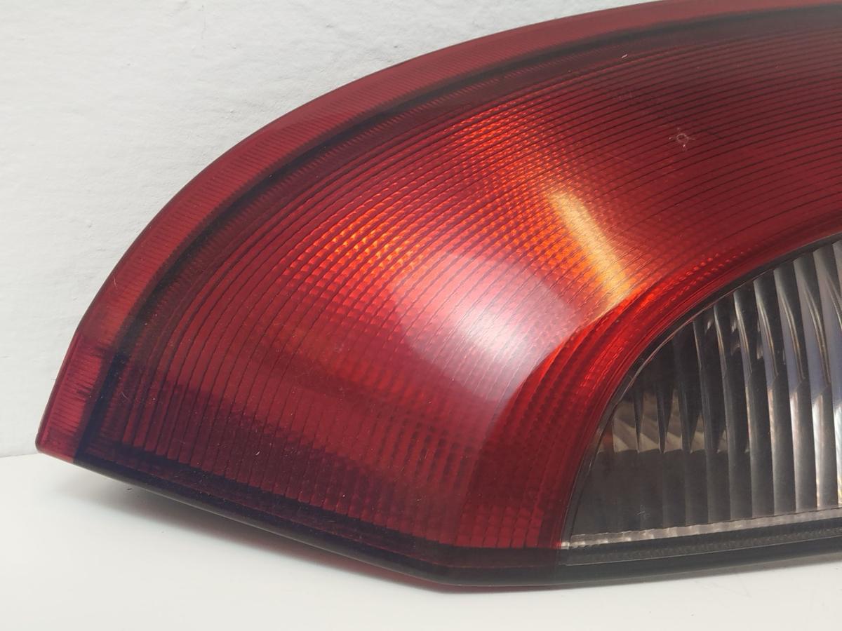 Opel Corsa C R&uuml;ckleuchte rechts R&uuml;cklicht Heckleuchte 3 t&uuml;rer get&ouml;nt OEM