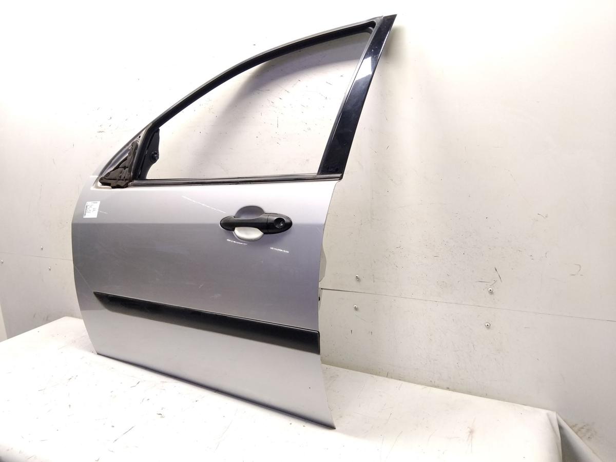 Ford Focus 1 T&uuml;r vorn links Fahrert&uuml;r Polar-Silber Metallic 4-und 5-t&uuml;rig BJ2003