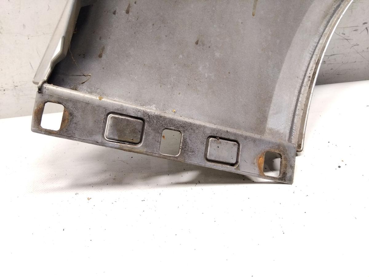 BMW 6er E63 E64 original Kotfl&uuml;gel links titansilbermetallic besch&auml;digt Bj.2006