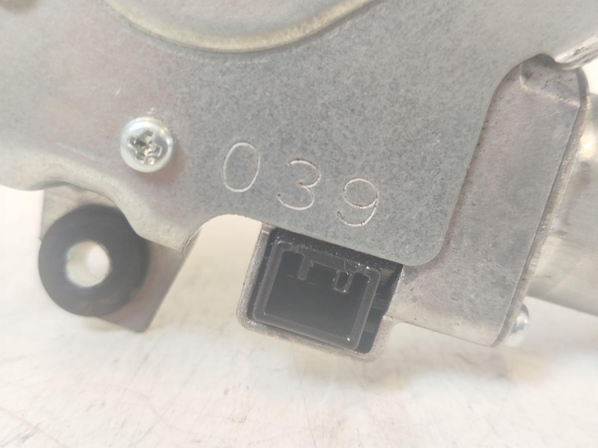 Nissan Leaf ZE1 Heckwischermotor Wischermotor hinten Heckscheibenwischermotor