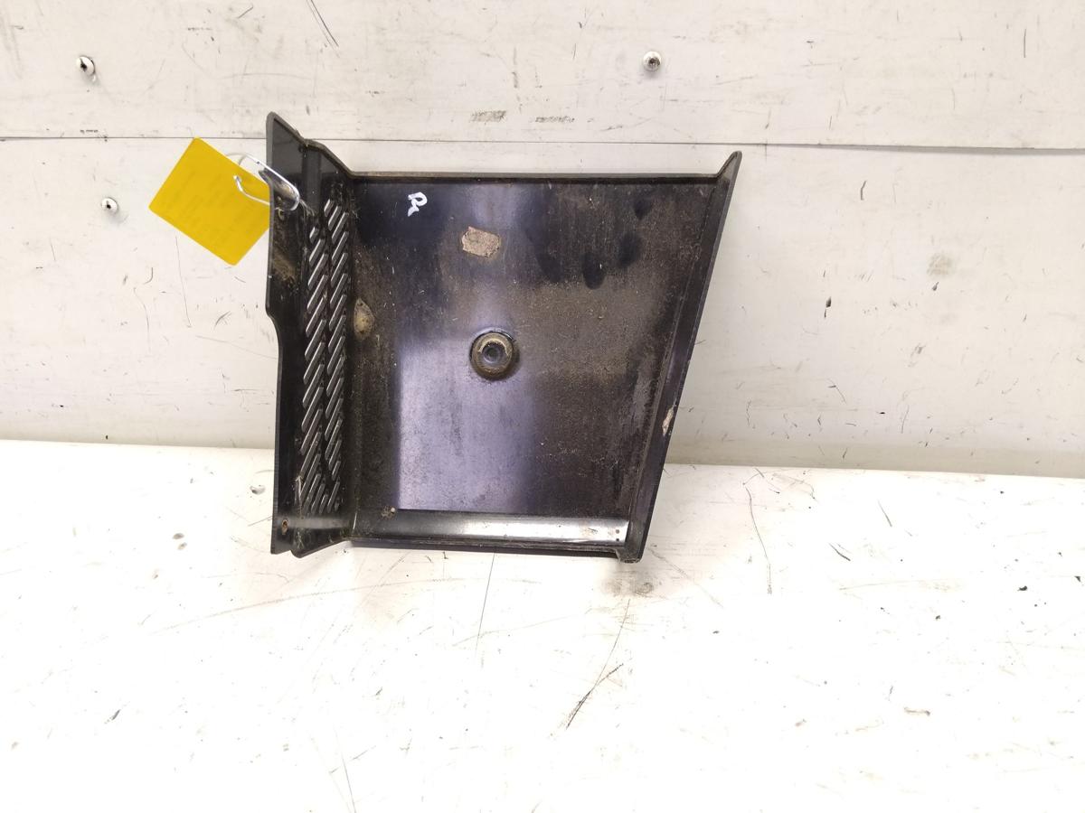 StreetScooter Work B16 original Plastik-Blende B-Säule rechts unten Bj.2018