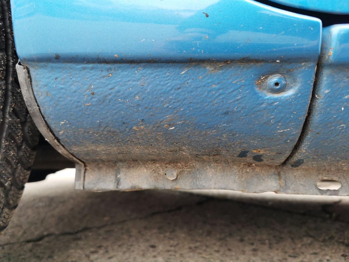 Renault Twingo C06 Kotflügel Fender Seitenwand vorn links TED48 Blue Nautilus