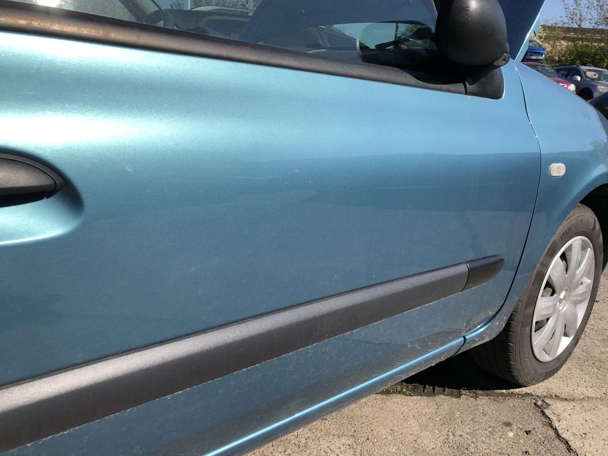Renault Clio II 2 Campus T&uuml;r vorn rechts Beifahrert&uuml;r Rohbau TEF47 Blau Cyclade
