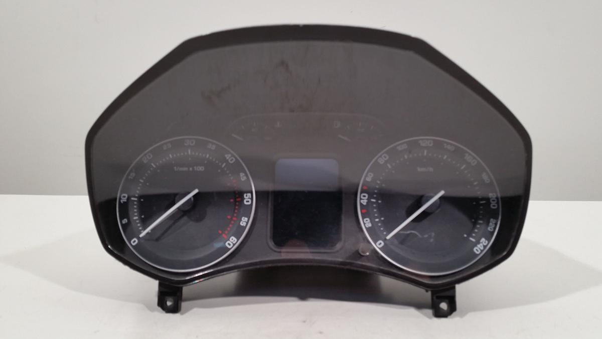 Skoda Oktavia II 1Z Bj. 2005 org. Instrumentenkombination Tachometer