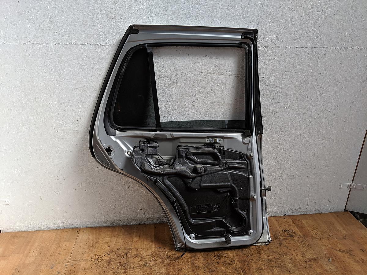 Mercedes ML 163 Bj.98-05 Tür hinten links Roh silber