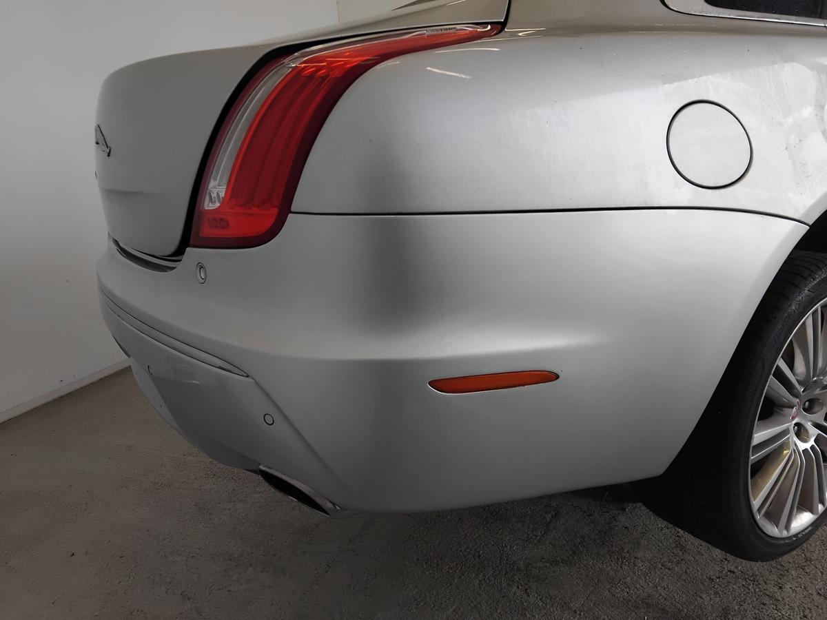 Jaguar XJ X351 original Stoßfänger Stoßstange hinten PDC Kamera BJ2011 rhodiumsilber
