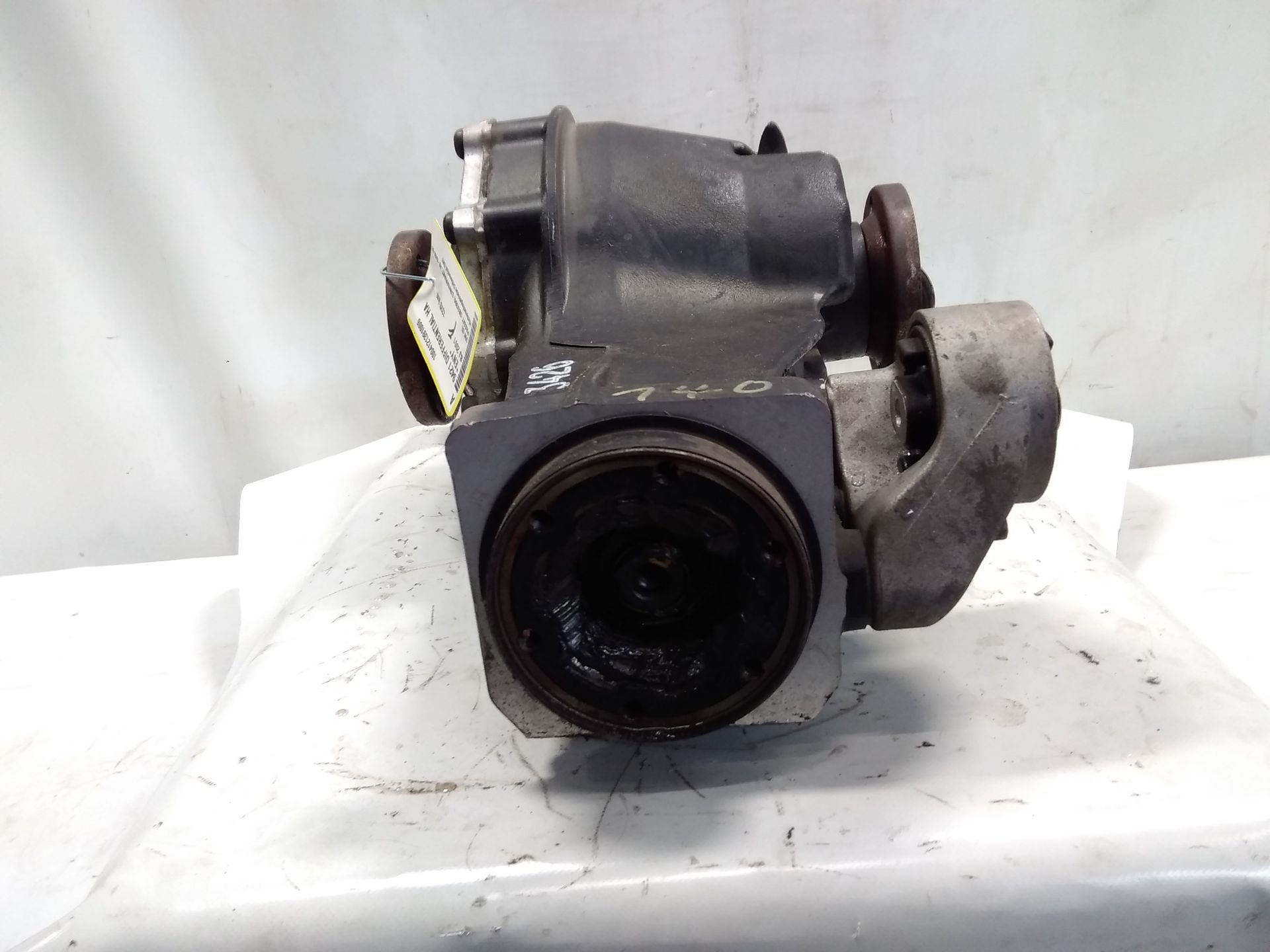 VW Passat 3BG original Hinterachsgetriebe Differential ENY 4,0W8 202KW Allrad Bj.2001