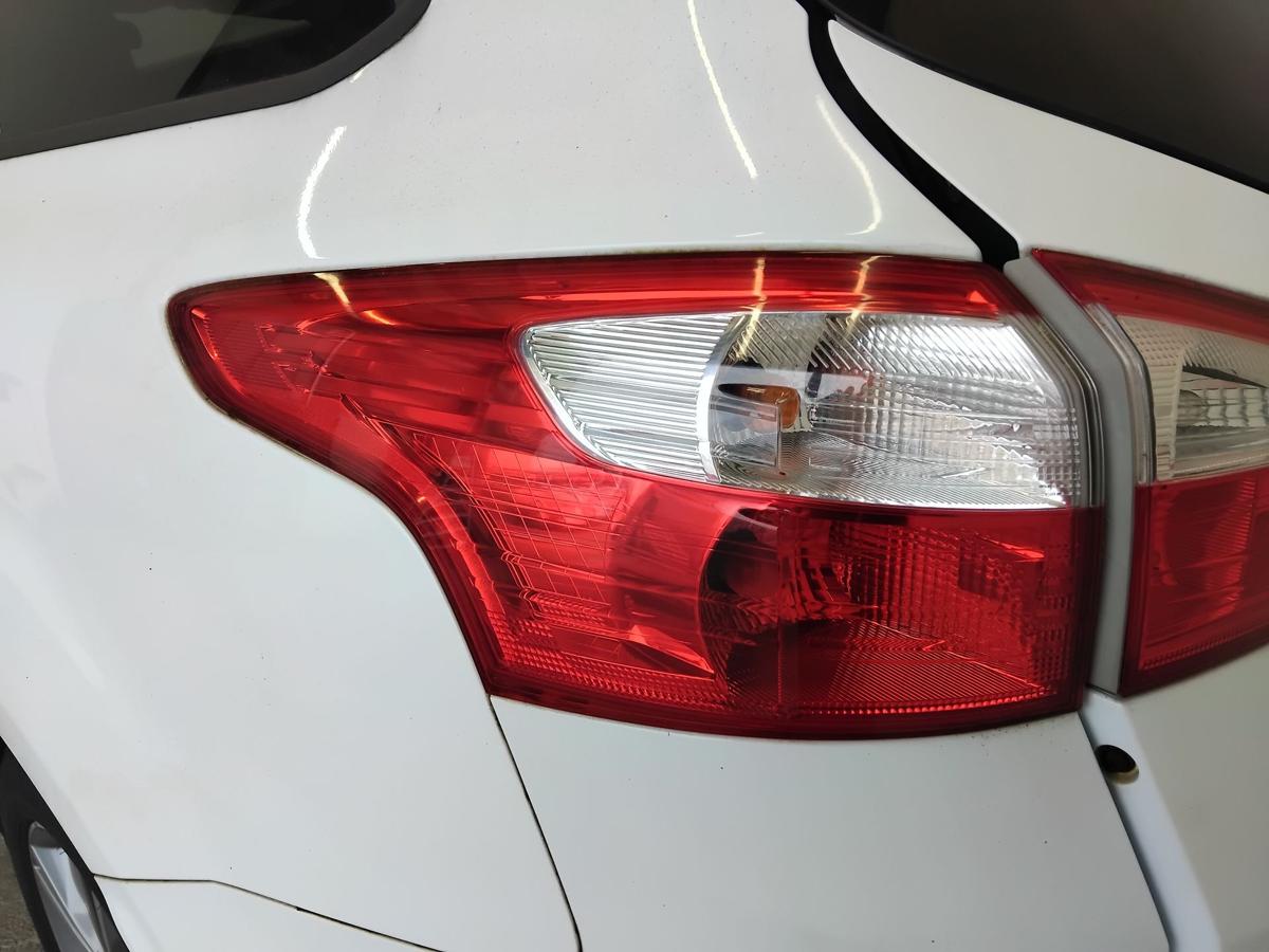 Ford Focus 3 DYB Turnier original R&uuml;ckleuchte Heckleuchte links Kombi BJ2013