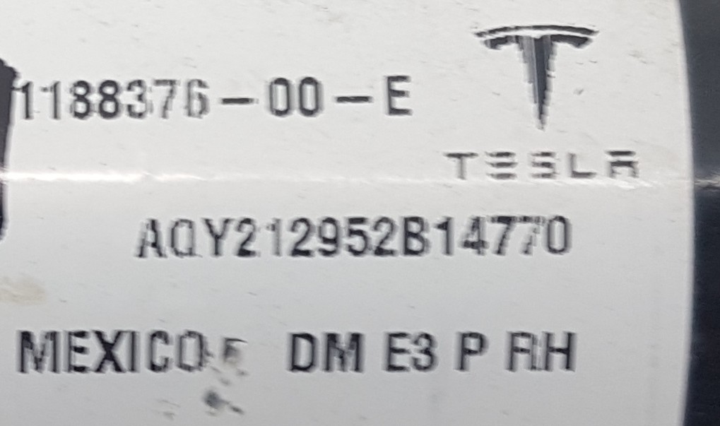 Tesla Model Y Federbein vorn rechts Bj2022 1188376-00-E Dualmotor Performance