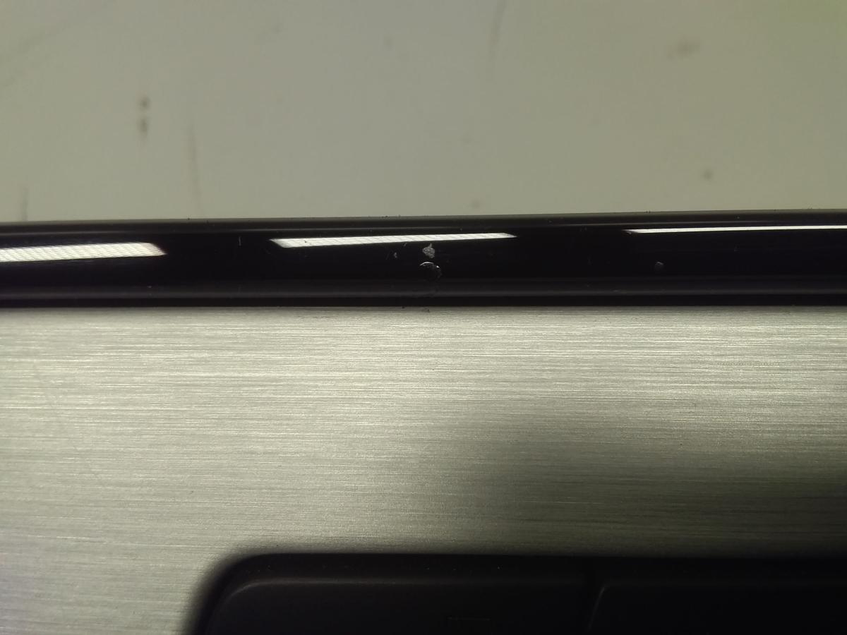 VW Touareg 2 7P original Zierleiste Dekorleiste T&uuml;r vorn rechts BJ2013 Dynaudio