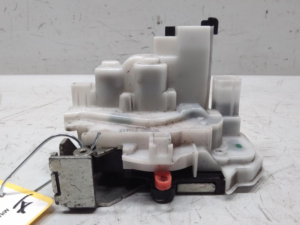 Opel Combo D original T&uuml;rschlo&szlig; vorn links mit Zentralverriegelung Bj.2014