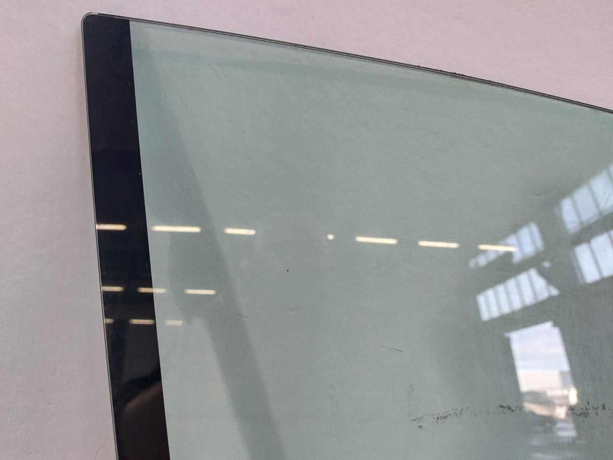 NIO EL6 Elektro SUV T&uuml;rscheibe vorn rechts Seitenscheibe Doppelverglasung