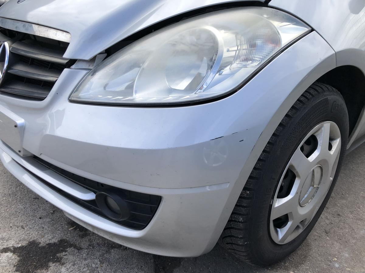 Mercedes W169 A Klasse Mopf Sto&szlig;f&auml;nger vorn Frontsch&uuml;rze Nebel 761 Polarsilber