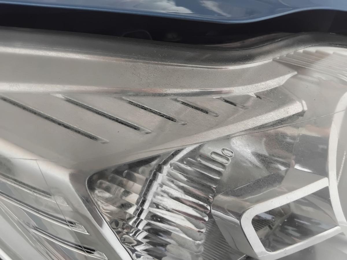 Ford Focus 2 DA3 Facelift orig. Scheinwerfer rechts Halogen mit LWR BJ2009
