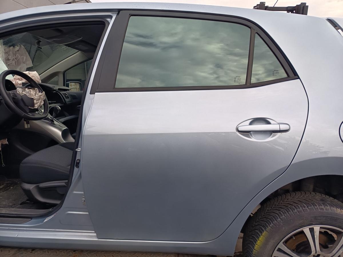 Toyota Auris E15 original T&uuml;r hinten links Fond 8S1 Light Blue Bj 2011