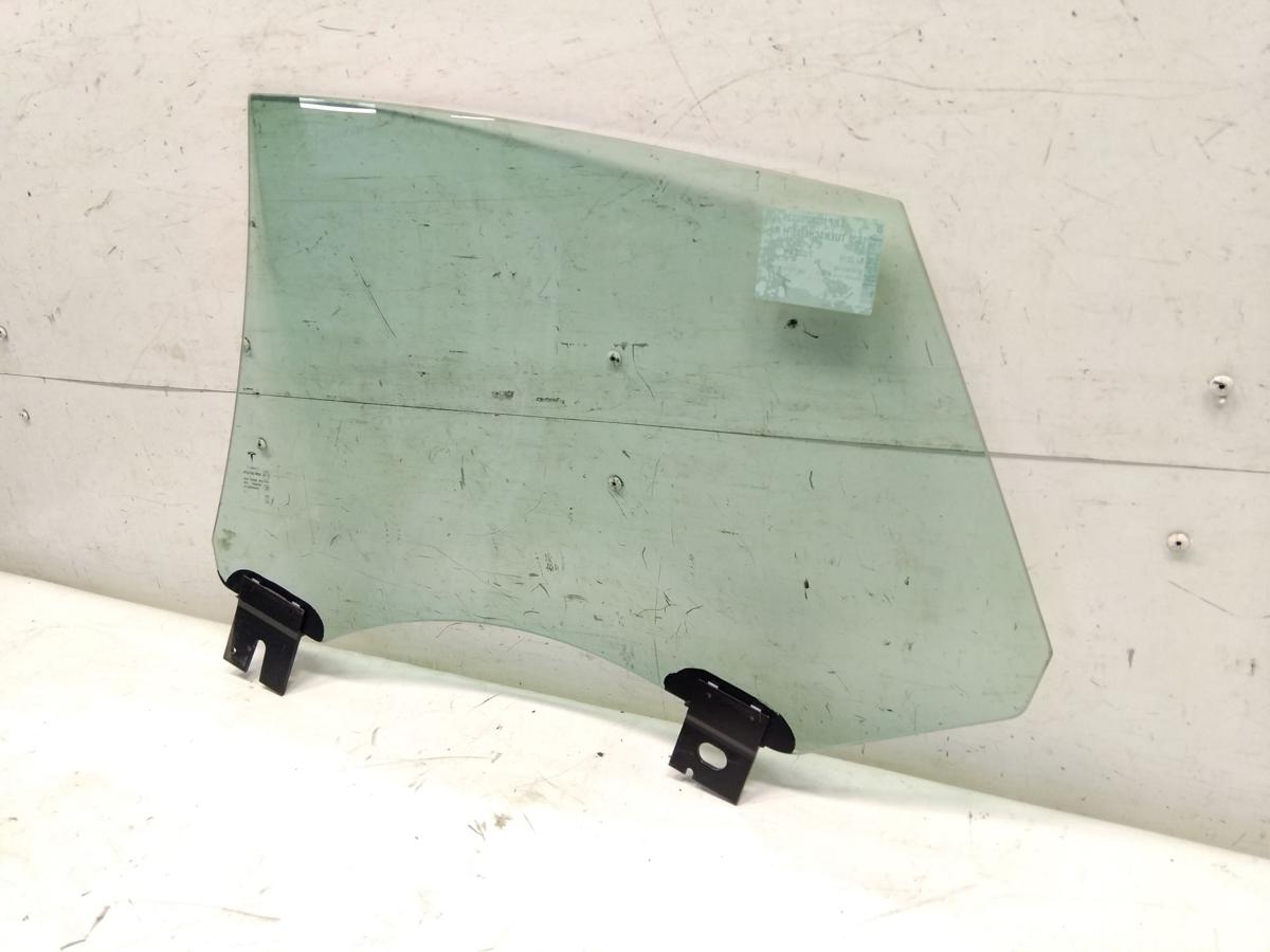 Tesla Model S T&uuml;rscheibe hinten rechts gr&uuml;ncolor Bj.2019