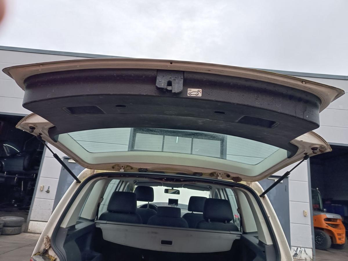 VW Touran 1T original Heckklappe mit Scheibe Rost LB9A Candywei&szlig; Bj 2004