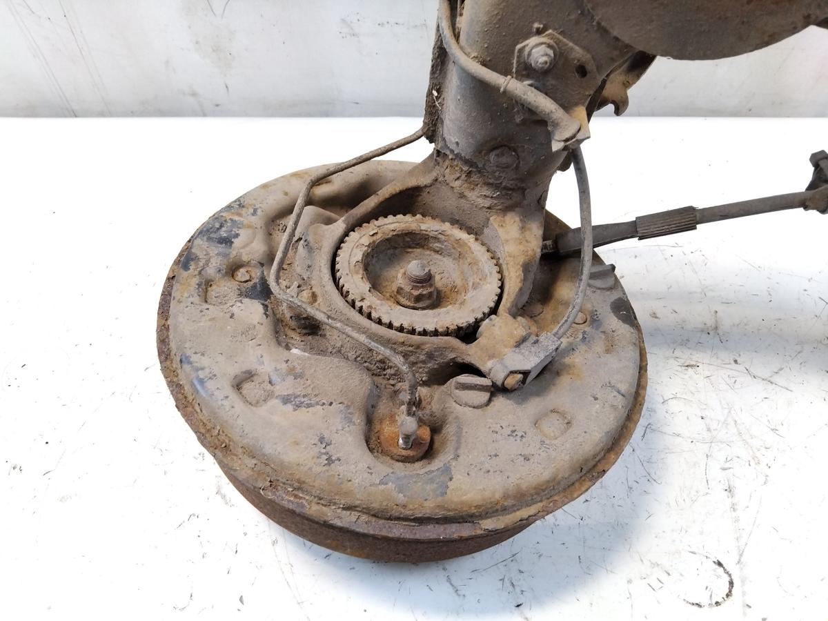 VW T4 orig Achsschenkel Radlagergeh&auml;use hinten rechts Trommelbremse ABS BJ1995