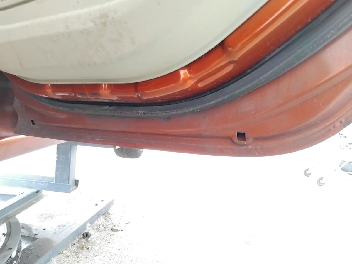 Ford Fiesta JA8 T&uuml;r hinten rechts tangorotmetallic BJ2010