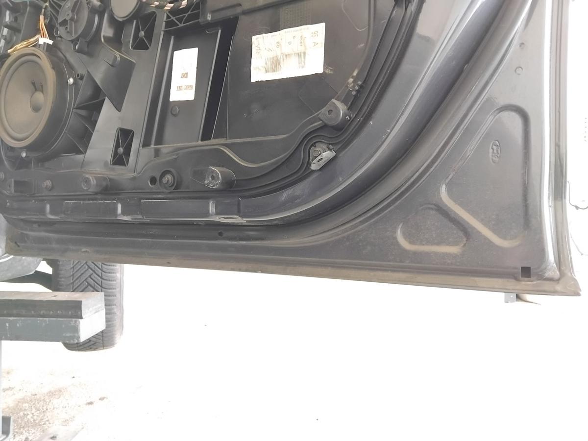 Ford Fiesta JA8 T&uuml;r vorn rechts Beifahrert&uuml;r 5-T&uuml;rer Royal-Grau Metallic BJ2009