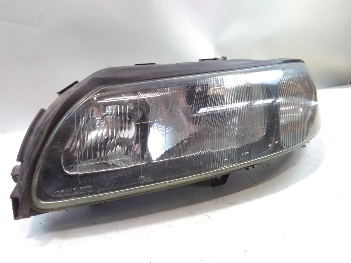 Volvo V70 II original Scheinwerfer links Valeo Halogen mit LWR Bj.2002
