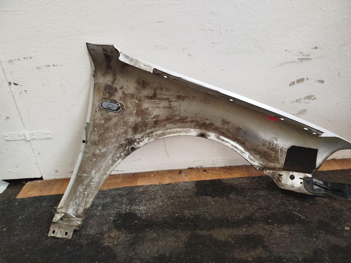 VW Passat 3BG B5 Kotflügel Fender Seitenwand vorn links LA7W Reflexsilber