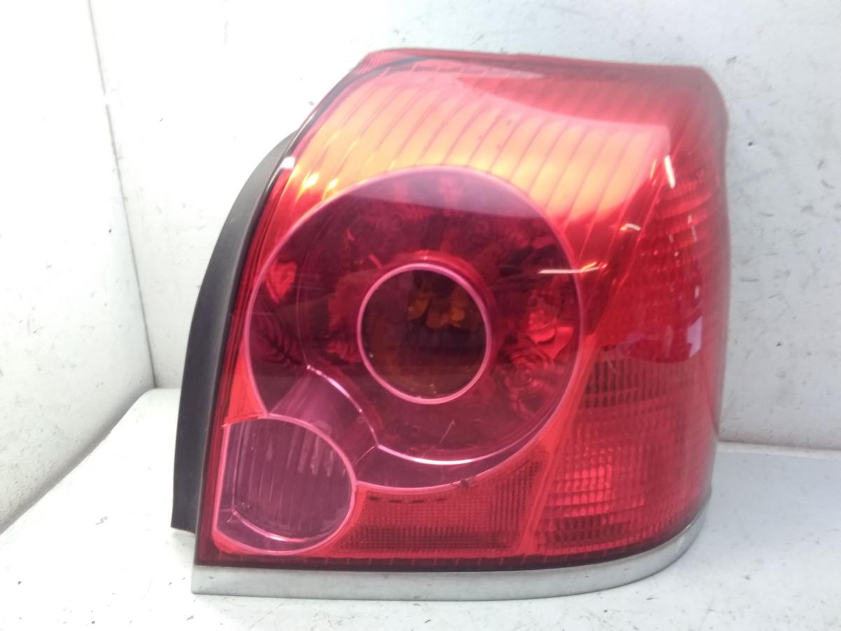 Toyota Avensis T25 Limousine original R&uuml;ckleuchte Schlussleuchte rechts BJ2004